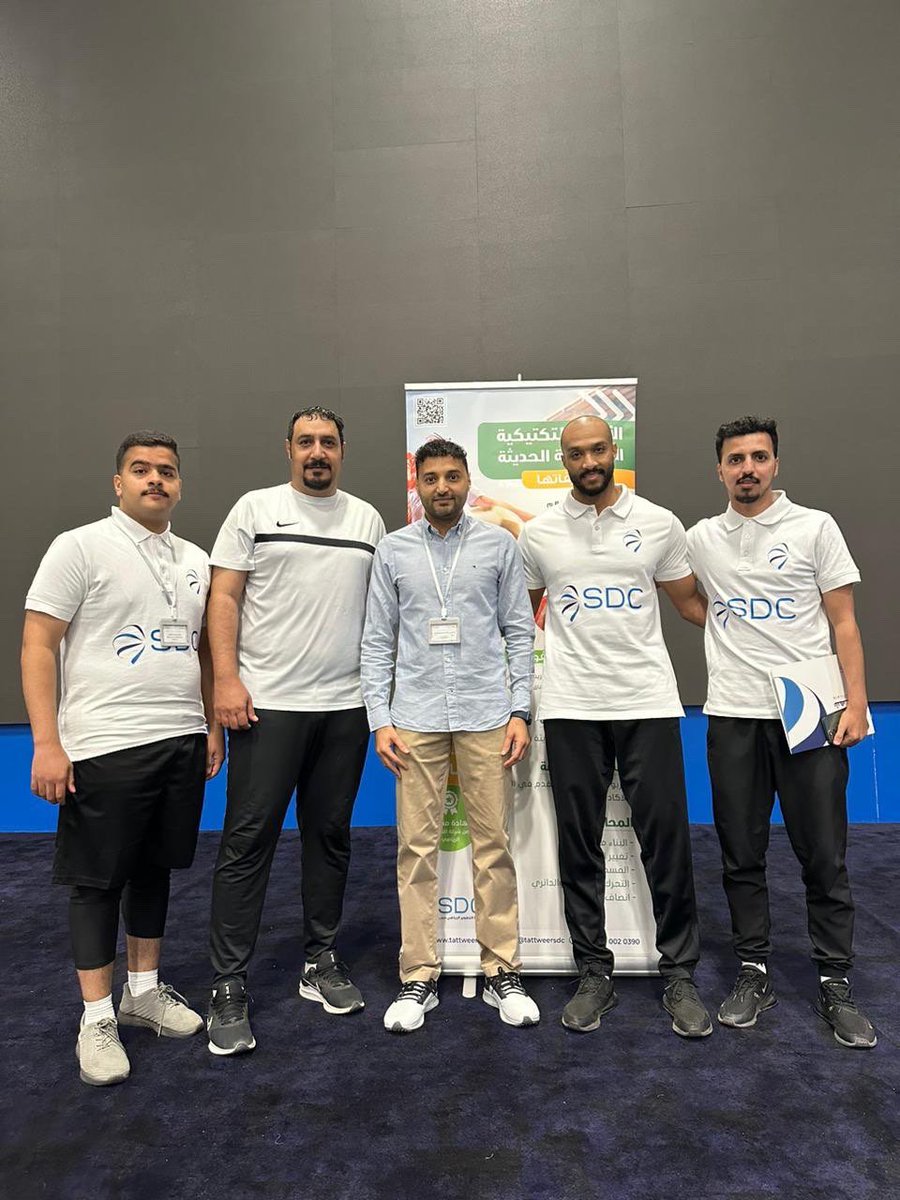coach_naif20's tweet photo. الحمدلله انهيت دورة الافكار التكتيكيه الهجوميه الحديثه وتطبيقاتها والمقدمة من شركة التطوير الرياضي الاولى @TattweerSDC، ويشكرون على ماقدموه في الدورة وكذلك الشكر موصول للكابتن @Ahmadhanfoosh مجهود يذكر فيشكر💙🌹 https://t.co/PtLVkcJtIM