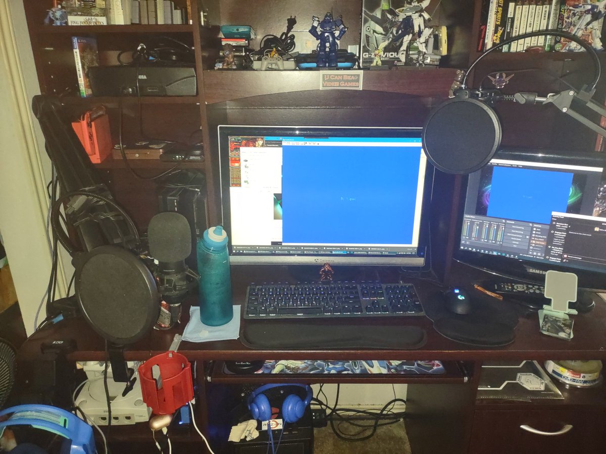overmanZs1's tweet image. When you need to set up for someone who owns a 64DD

#nintendo64dd #diskdrive #n64