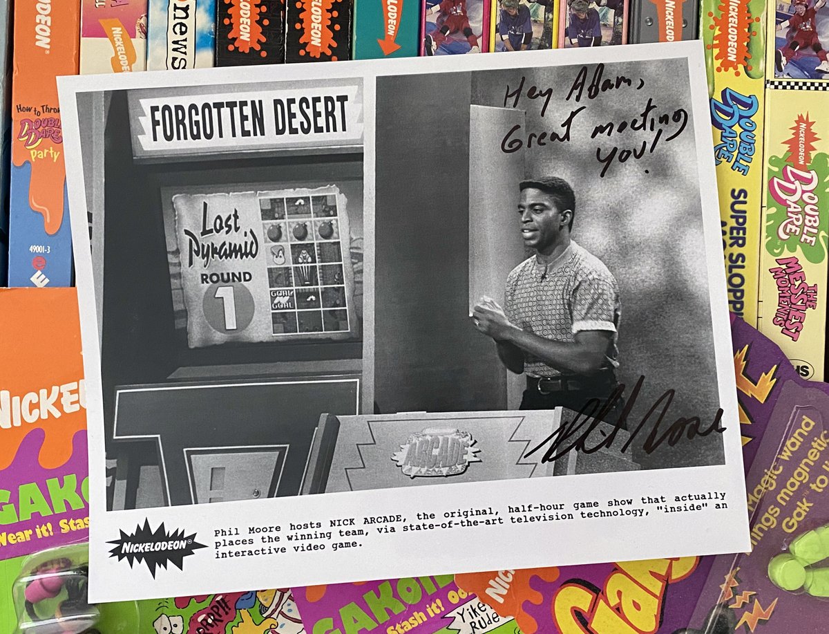 Yesterday I got to fulfill a childhood dream 30 years in the making and hang out with the absolute legend, @PhilMoore4u, host of #NickArcade! 

I never got to enter the Video Zone, but I got to spend the length of an episode with the man who held the keys to it!