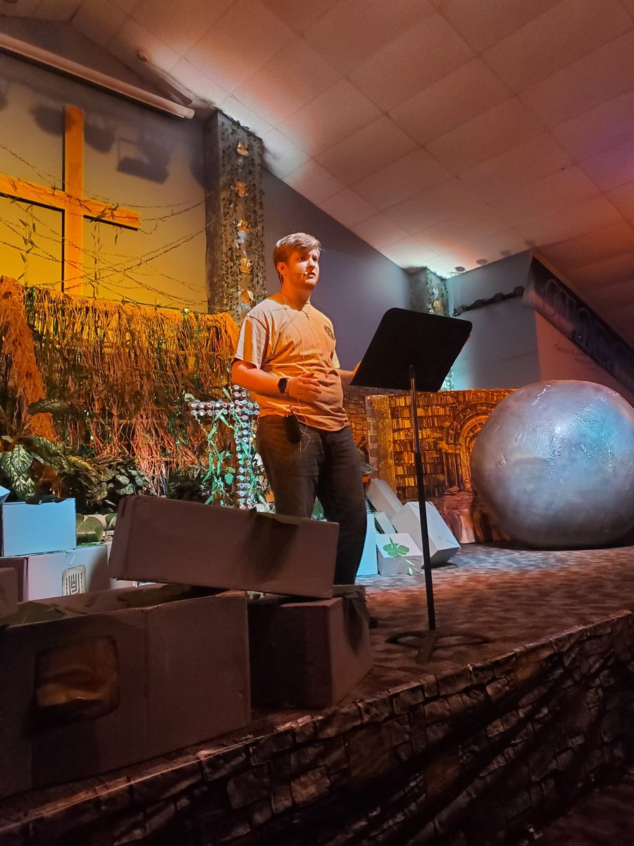 GenNOWCLF's tweet image. Ryan Howard brings the gospel message today at GENNOW Youth Sunday 2023.