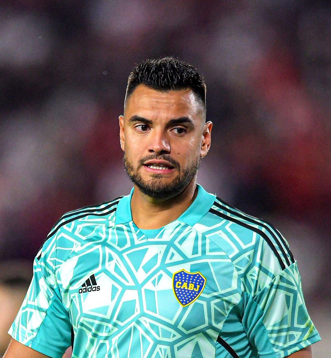 dataref_ar's tweet photo. “En el área de River no se cobraba ese penal. Está a la vista de todos que no fue claro”.

🗣️ Chiquito Romero, post Superclásico, en conferencia. https://t.co/kxDMG7Yj1r