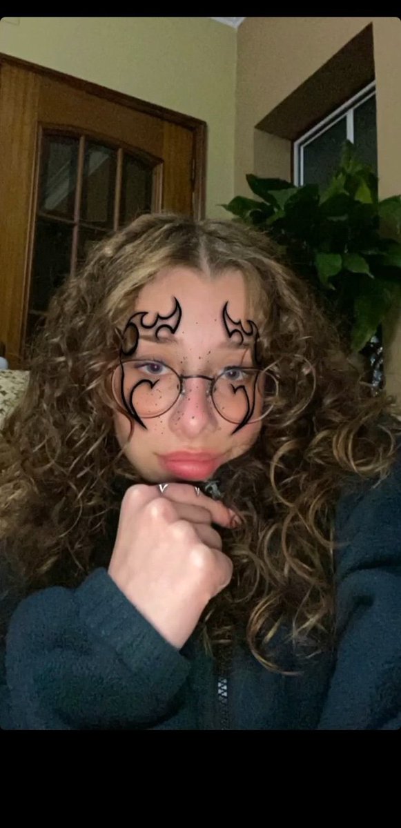 Aiai à frente das amigas da ex dele é que não..🤪