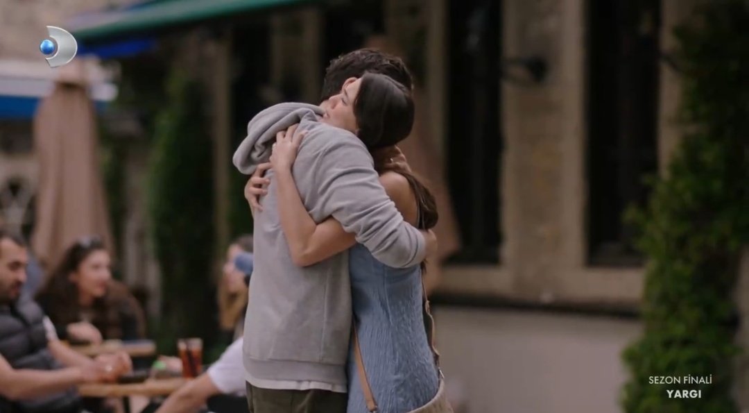 Sema Ergenekon hocamızı kutlarım, çok güzel bir final sahnesi oldu 👏
Hem Ceylin hamile hemde Ilgaz yaşıyor. Tüm ekibin emeklerine sağlık, önümüzdeki sezon görüşmek üzere.

#Yargı #IlCey