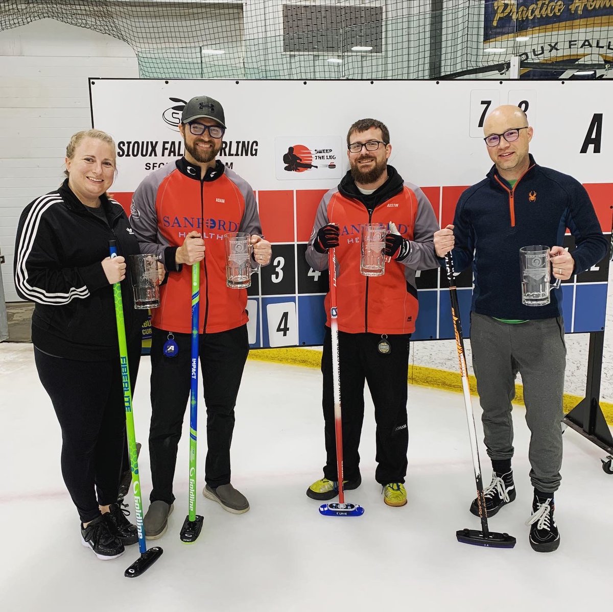 SiouxFallsCurl's tweet photo. Spring league has officially wrapped. Thank you to our members and volunteers that make this community so great! Congratulations to our 2023 spring season Grand Champions and Event winners! #curling #sfcurling #curlingleague
🏆 Sweep the Leg (Jody, Adam, Austin, Ryan &amp; Bob) https://t.co/yQUo6ElFnS