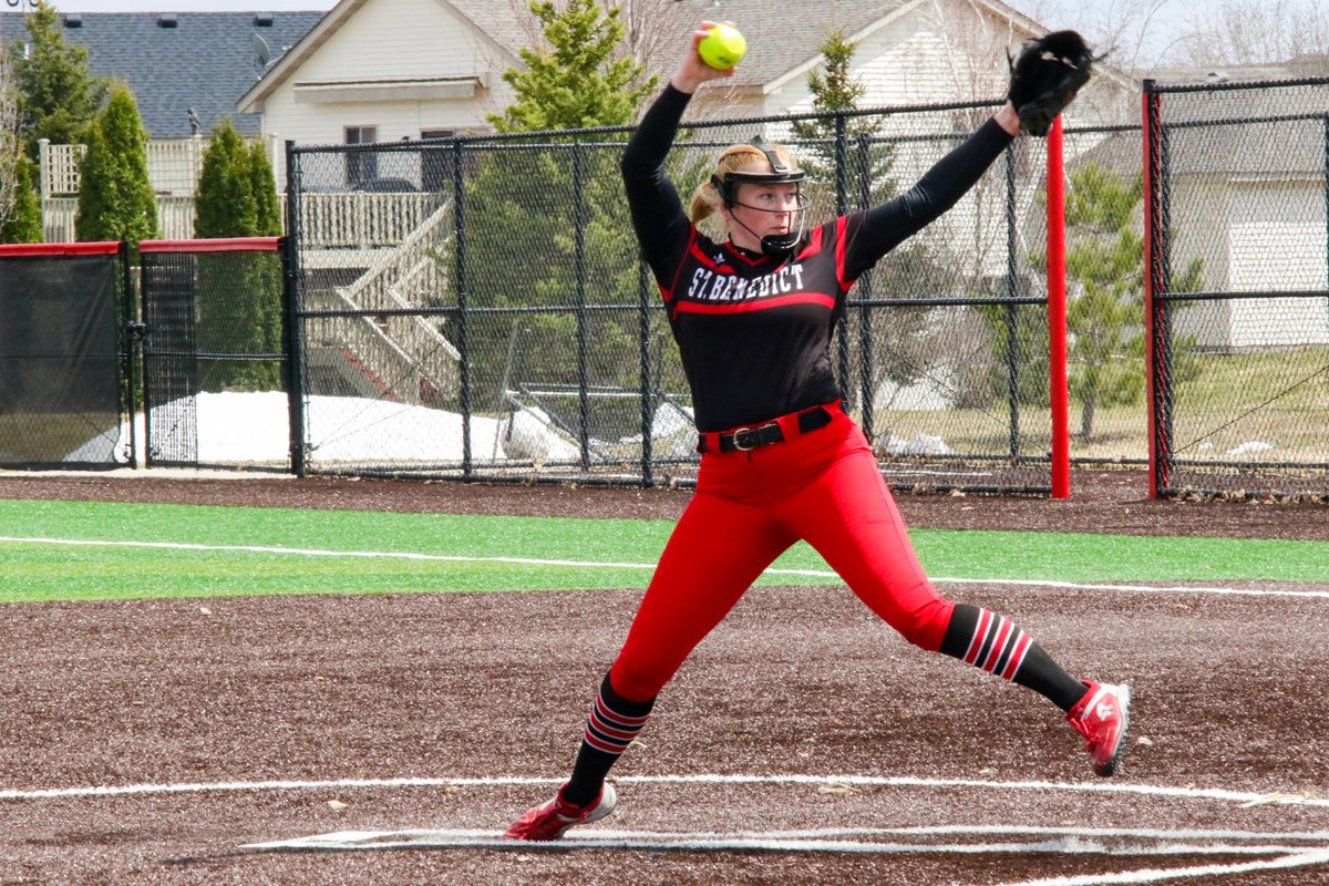 CSB_Athletics's tweet photo. BENNIES WIN - SCHOOL RECORD - In No. 19 @CSBSoftball (25-6, 16-5 MIAC) 10-0 W over St. Mary's Sunday, Elly Novak (13-4) tossed her 6th shutout this year &amp; set a school record (Angie Erickson, 1997-00) with the 19th of her career. Lexi Hanson had career-best 3 RBI.

#BennieNation https://t.co/i991ddsSUV