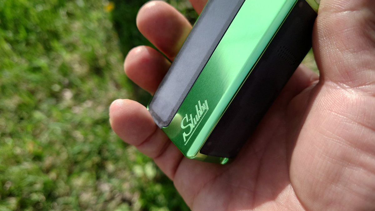 CebrjowHwScHCkj's tweet image. 皆さん、おはよっチェ😆👍今週も宜しくご安全に。🙇💦Suicide Mods #stubbyaio + #etherrba 😋💦すぐに上げてくスタイル😋タンク映ってないけど。😅💦 #VAPE #vape好きな人と繋がりたい #VAPE好きと繋がりたい #VAPE初心者 #stubby #SuicideMods