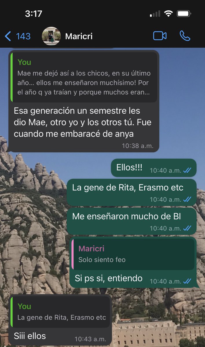 M_MMaluy's tweet photo. @AUTHORlTARIAN Contexto: las dos extrañando GloPo (ella apenas la iba a dejar de dar por mudanza) Conversación del lunes pasado.  🥺 https://t.co/fAMvlvPTGT