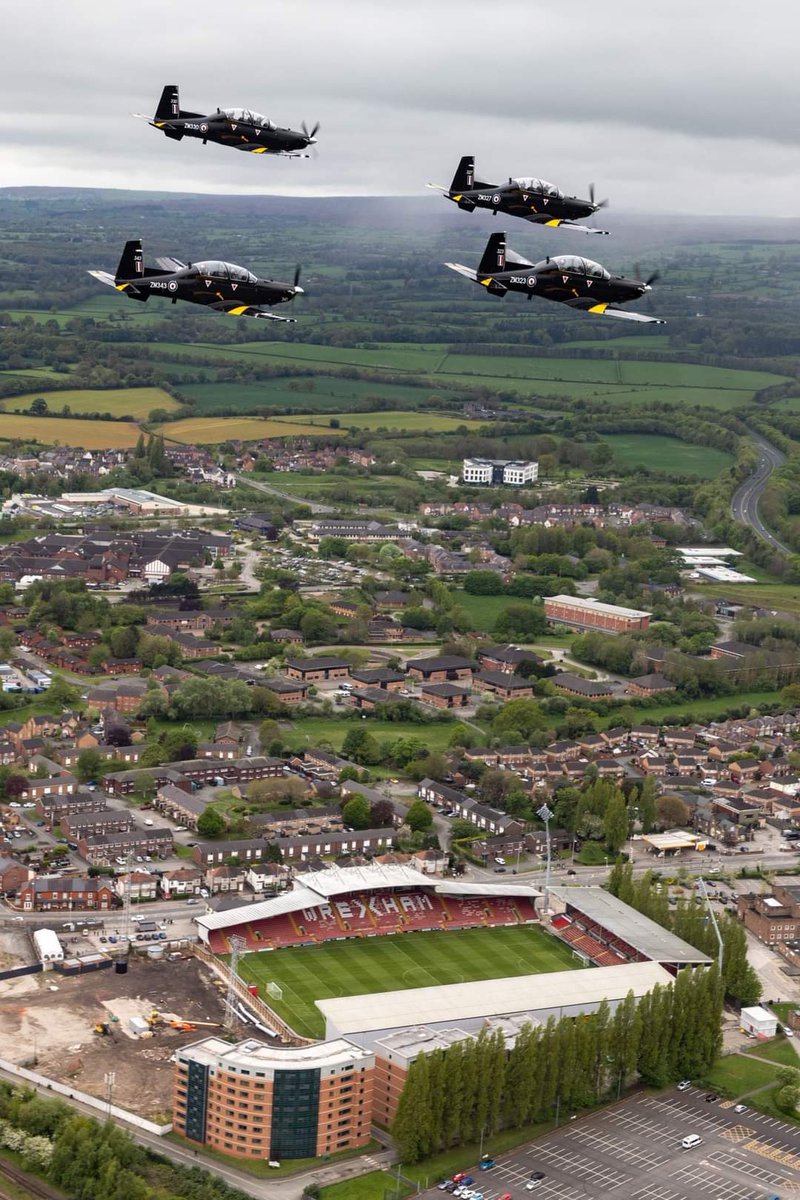 RAF_Valley's tweet photo. Despite bad weather in London, our 72 (F)Sqn at RAF Valley showcased their incredible skills with a jaw-dropping flypast in honour of the Coronation in North Wales.
 They made us immensely proud!  👏 

Photo Credit: AS1 Muir 

 #RAFValley  #WrexhamAFC #RoyalAirForce https://t.co/RaFNVAufSE
