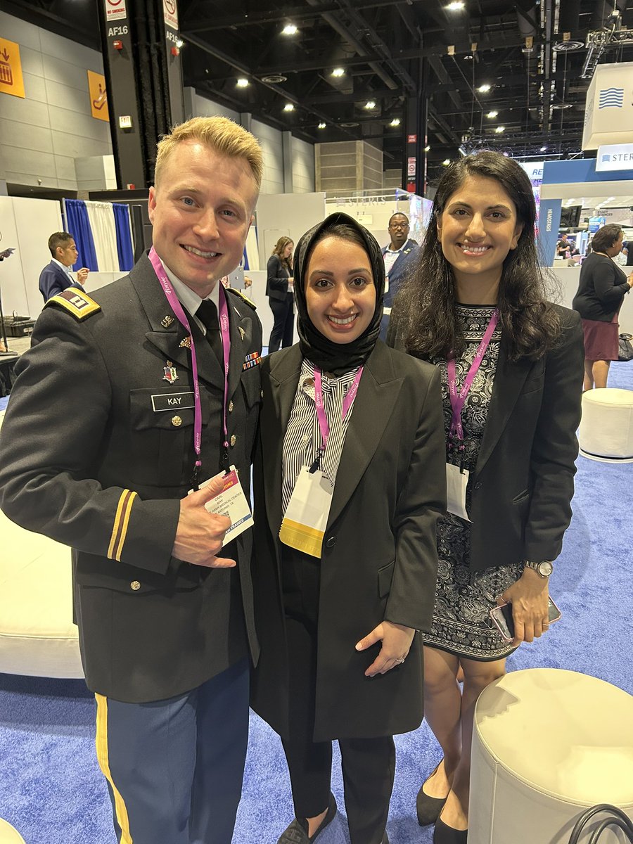 noorannemd's tweet photo. #DDW2023 has been a great place to reconnect with my #Tribe and meet Twitter friends #IRL! 

Thank you @AmerGastroAssn and #DHPA for the fun trainee networking event! These prizes will be put to good use! 🥰🌟🙏🏼

@FnuVikash @shaina_sekhri @CarlKayMD #DDW2023 #AGAtrainee https://t.co/Ag0nSR6o4j