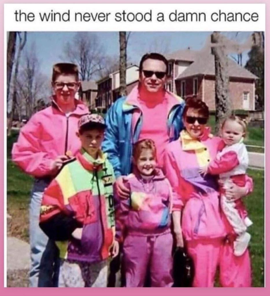 TheKindergarte3's tweet image. Remember? 🤣 #windbreakers