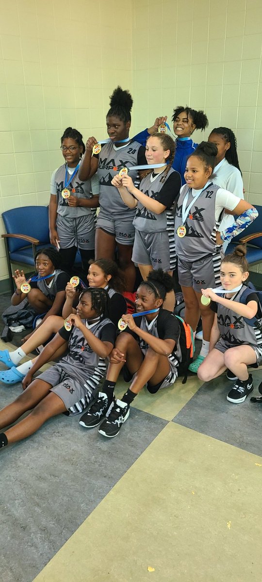 Coach_Jah's tweet photo. Big win for the 6th grade girls!!! They played up a division and won the 7th grade girls NTBA SILVER SC STATE CHAMPIONSHIP 🏆 @playNTBA
I am very proud of these young ladies, coaches, and parents👏👏👏
#MaxPurpose #MaxOut #jrnba #5thand6thgradegirls https://t.co/s92SVaU639