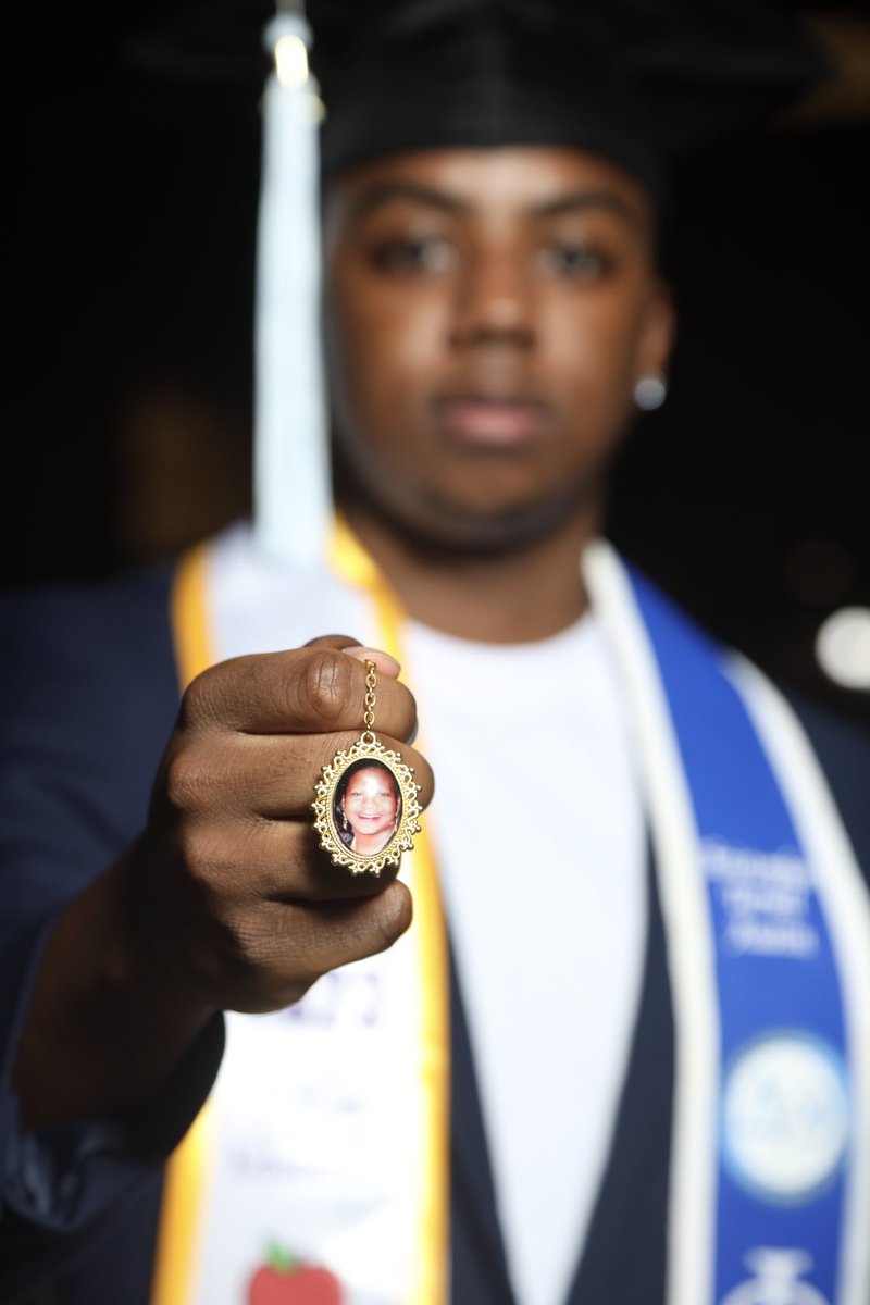 Granny this is for you! May 13, 2023.🎓

•B.S. Teacher Education 🍎
•Deans list  ‘20-23
•Scholarship Recipient
•Delta Theta Chapter of Phi Beta Sigma Fraternity Inc.🕊️
   Stroll master  ‘22-23
   Secretary ‘22-23 
•PVAMU Green Team 
•PVAMU MIF
•1st Gen
•Masters Loading…