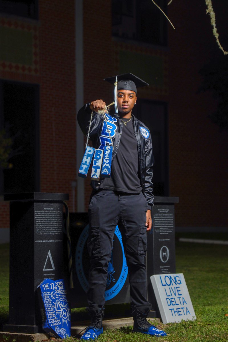 BalloutC__'s tweet photo. Granny this is for you! May 13, 2023.🎓

•B.S. Teacher Education 🍎
•Deans list  ‘20-23
•Scholarship Recipient
•Delta Theta Chapter of Phi Beta Sigma Fraternity Inc.🕊️
   Stroll master  ‘22-23
   Secretary ‘22-23 
•PVAMU Green Team 
•PVAMU MIF
•1st Gen
•Masters Loading… https://t.co/HhuPxRZNPP