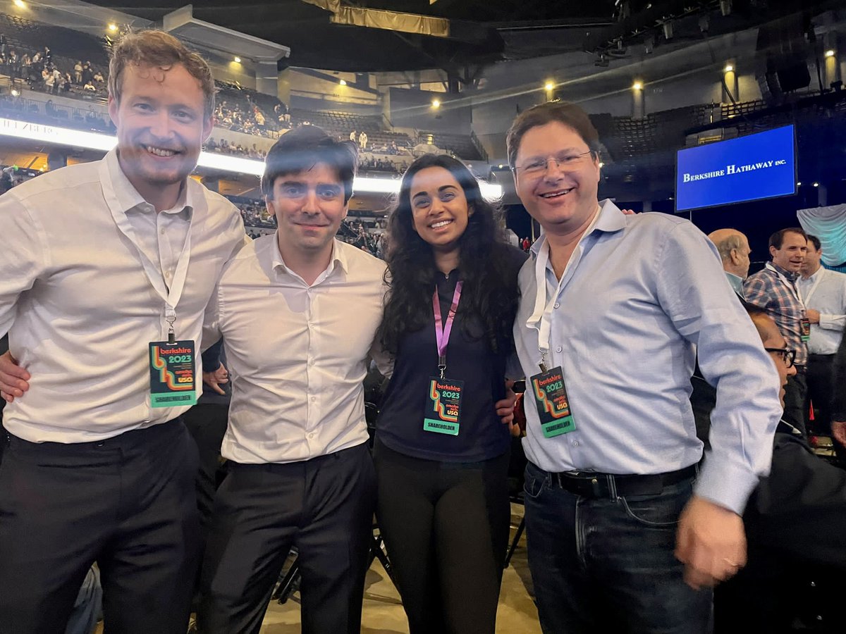 Typhoon_Girl's tweet image. The best part of the BRK AGM 2023 is meeting up with likeminded long term value investors @DigbySummerhill @alexbossert @findingmoats