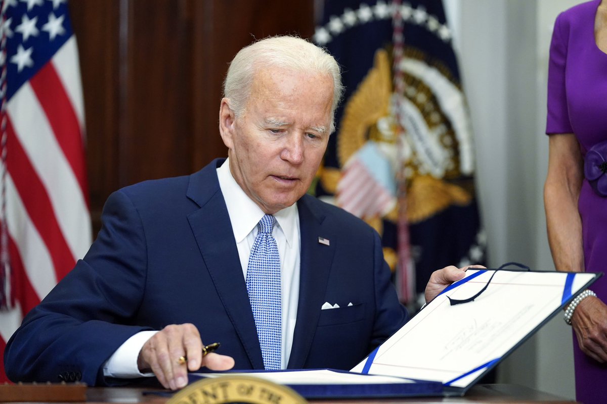 President Biden wants a nationwide ban on assault rifles and to hold the gun industry accountable for the lives they destroy. Retweet and ♥️ if you support this.