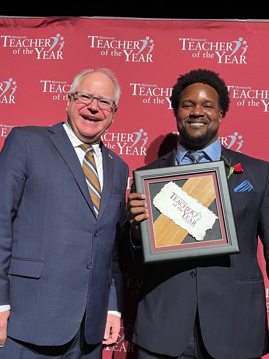 So proud of my <a href="/Harding_Knights/">Harding High School</a> colleague, Mike Houston, our new MN Teacher of the Year!!! <a href="/EducationMN/">Education Minnesota</a> <a href="/SPPS_News/">Saint Paul Public Schools</a>
