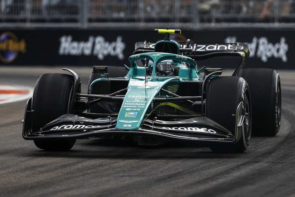 FFT_AstonMartin's tweet photo. Un nouveau week-end prolifique pour nos pilotes à Miami. Lou décroche une magnifique P3 en FFT1, Kaamelott enchaîne un 4e podium en FFT3 en se classant P2 + la victoire à la sprint. V_inn_y confirme son regain de forme en FFT2 en prenant la 4e place 💪 

#AstOnTop 💚 https://t.co/hGVUPOxrQJ