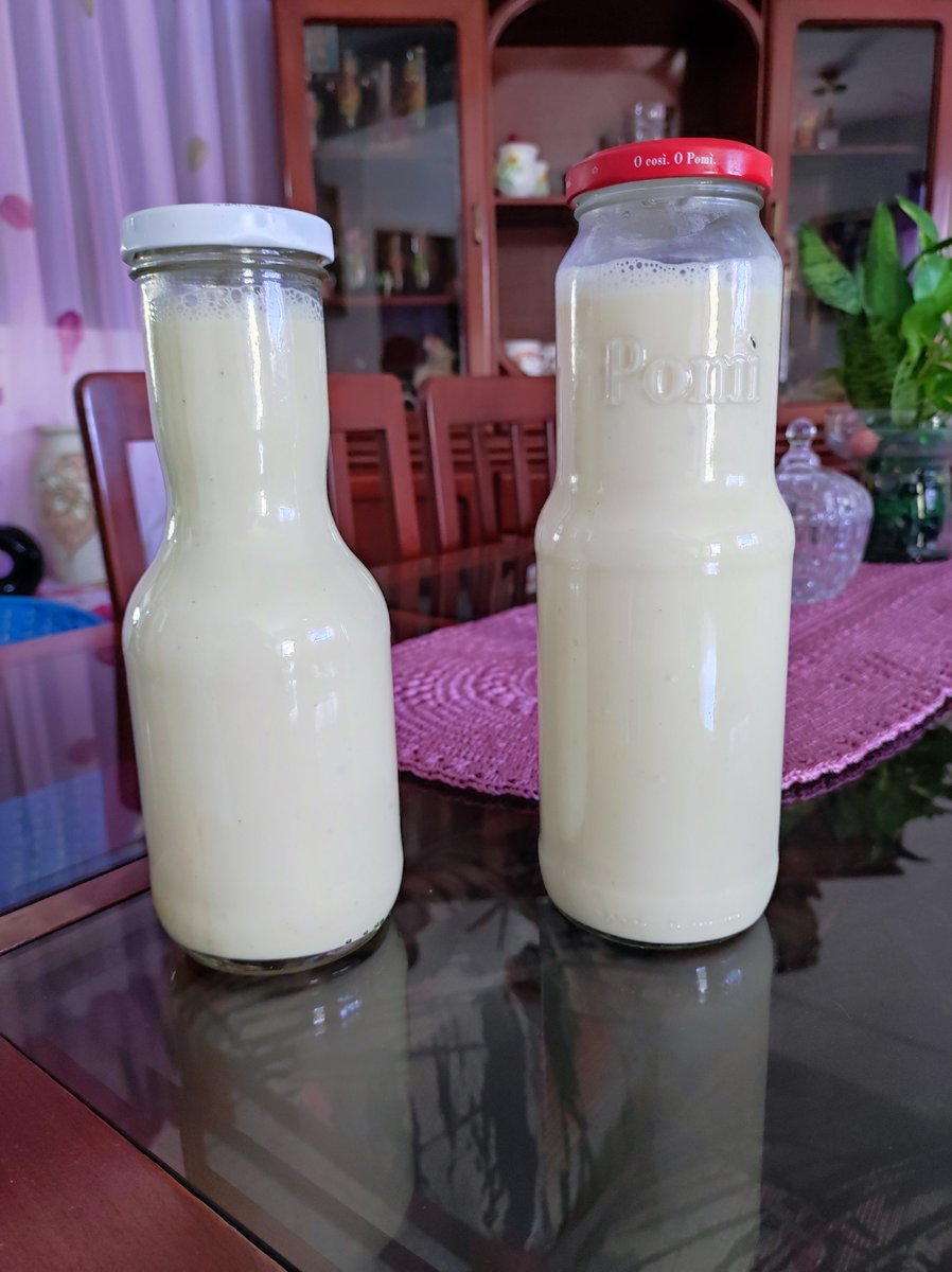 avainillado's tweet photo. Una buena forma de reciclar las botellas de passata es hacer ponche crema #casero y envasarlo en ellas #TipsDelDia #VanillaTips ✨ https://t.co/sUI6Bdgyhb