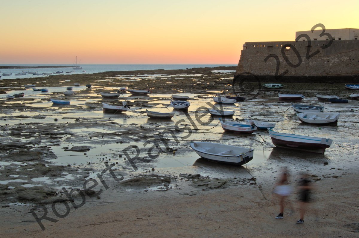 ranzelrob's tweet photo. See all my photo wall art that is for sale. Perfect for home or office. Go to:
https://t.co/WzfGxIFV3j
#wallart #prints #photodecor #photoart #photographs #photos #pics #castles #photosofcastles #spanishtowns #spanishcastles #sunsets #landscapes #beaches https://t.co/a7vhdJ4oXB