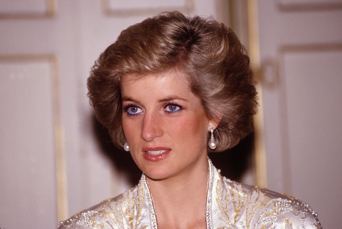 KathyBaugh13's tweet photo. @BorisJohnson Lest we forget Diana https://t.co/NSoKFZoltN