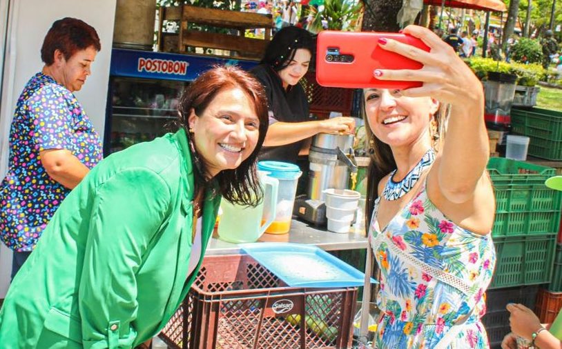 PaolaHolguin's tweet photo. Toda la gratitud con la comunidad veneciana por tanto afecto https://t.co/0hEOVLyM01