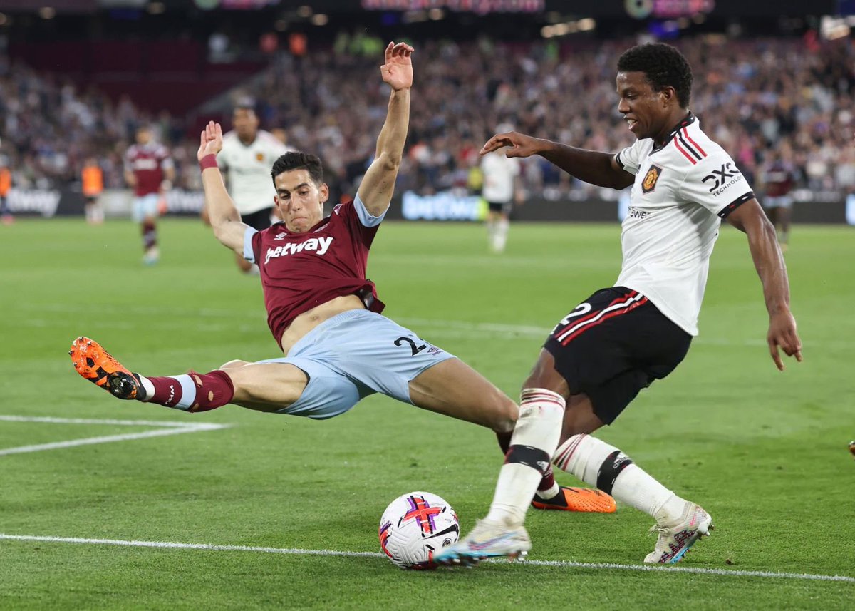 AguerdNayef's tweet image. Massive win against Man United in front of our fans 💪 
Great effort from all the lads to get the 3 pts &amp;amp; clean sheet ⚒️ 
Let’s focus on the semi finals on Thursday at home 👊 

#COYI