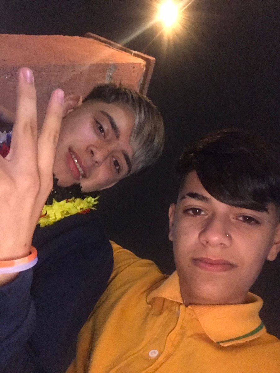 13 años con la muela está🤣🤣