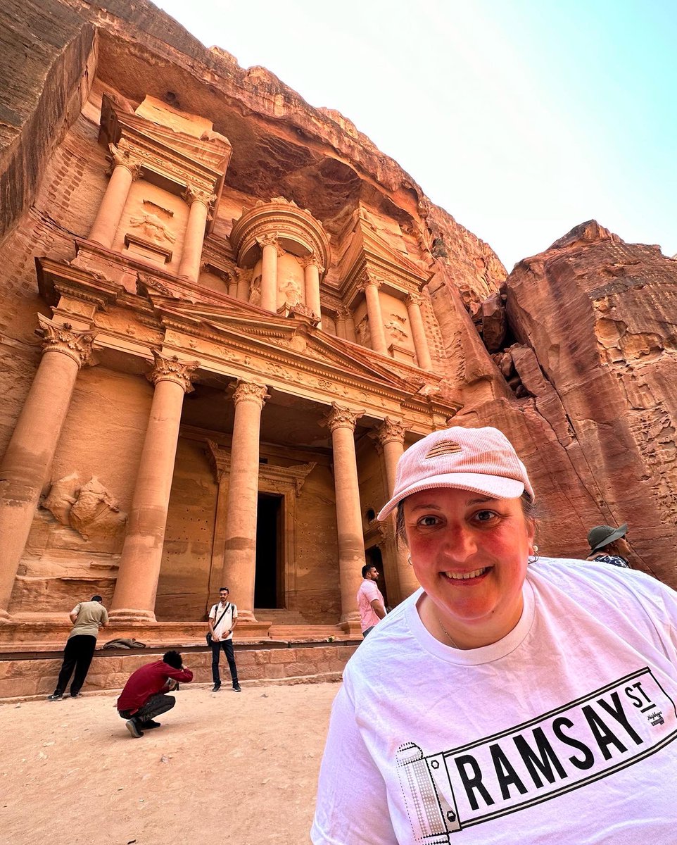 TheresePatti's tweet photo. @neighbours Erinsborough x Petra, Jordan https://t.co/VNKa2i5GPj