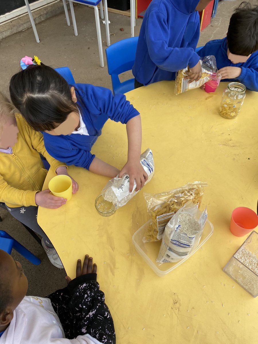 Miss Thomas tweet media