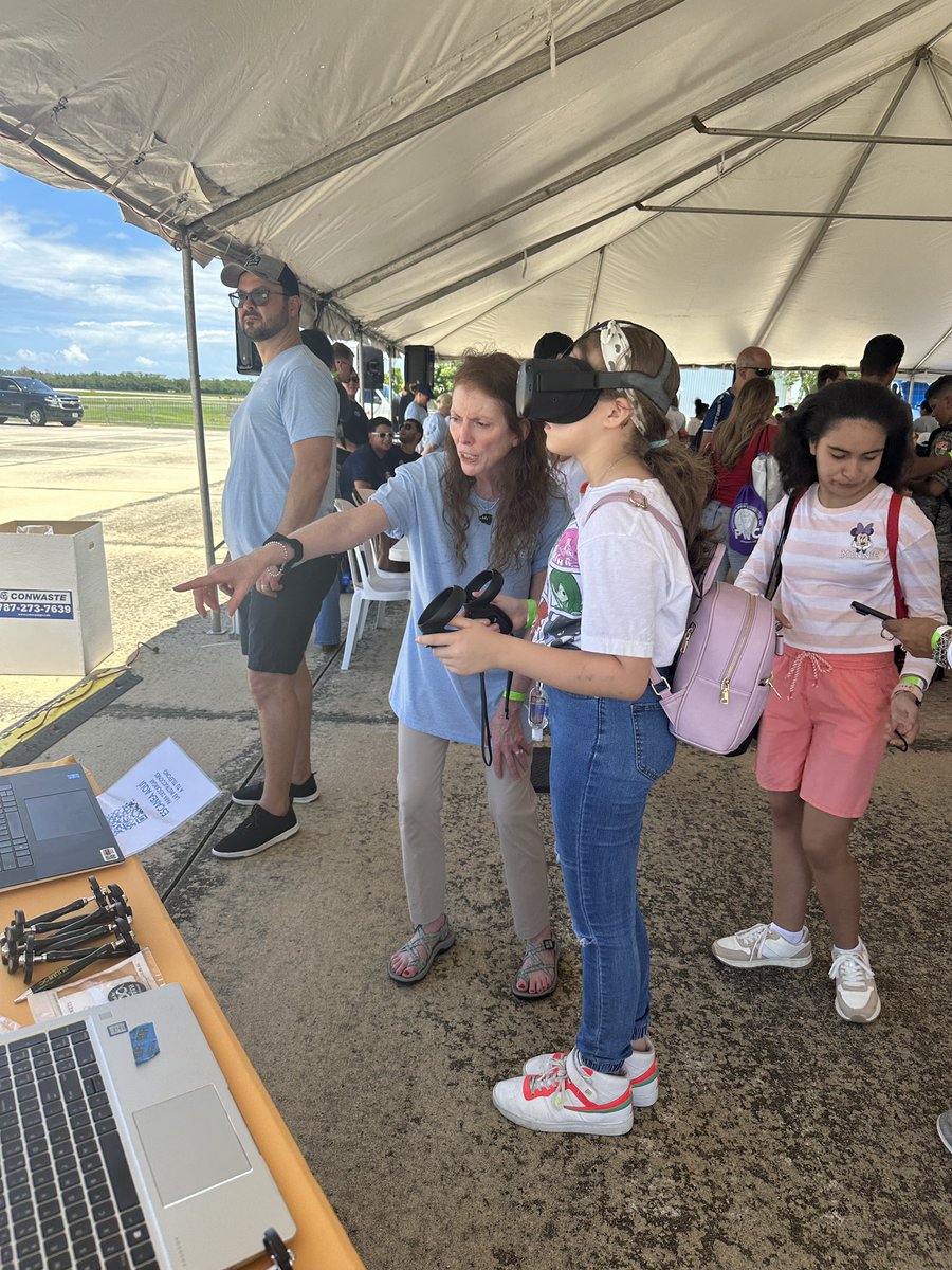 NHCFAE1's tweet photo. Great week in Puerto Rico and Outreach. Check out the full details at https://t.co/aPUgiv54jf
#STEM #NHCFAE #MakingADifference https://t.co/0A3sMgaQrQ