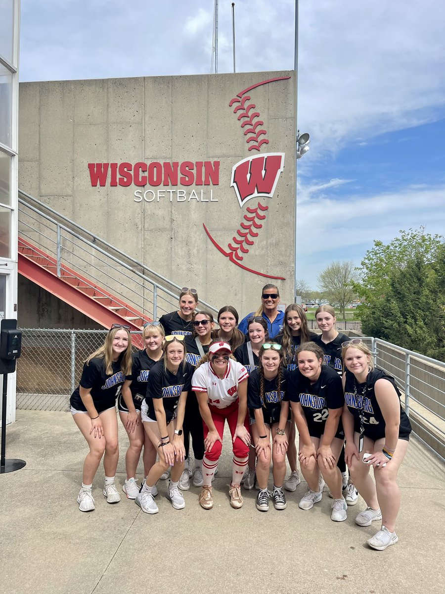 Johnsburg Softball tweet media