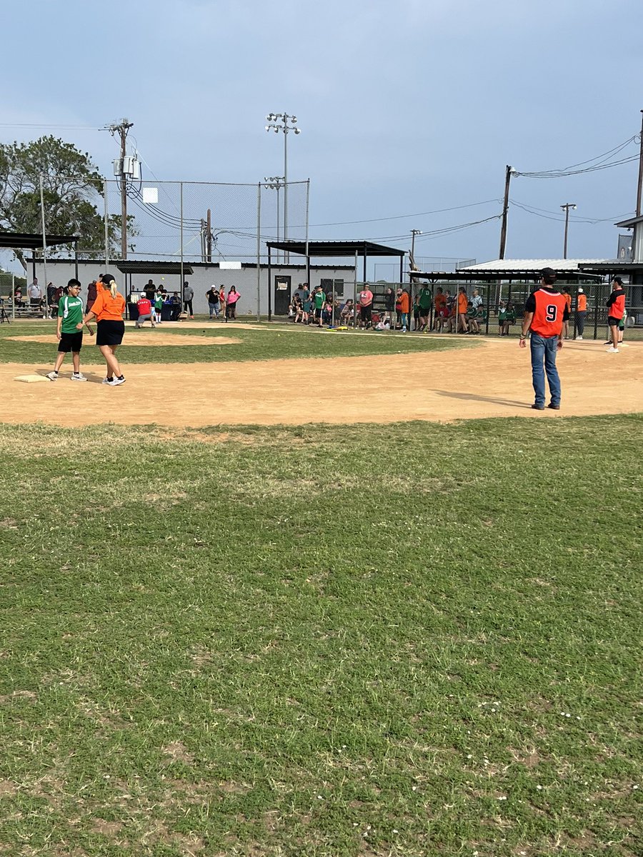 Official MV Baseball (@mvpnthrbaseball) on Twitter photo The day after winning the Bi-District Championship the Panthers played a couple “exhibition games” versus the Kinetic Kid Champions and All-Stars. Great way to spend a Sunday afternoon!! #KineticKids #RallyTheValleyMV <a href="/MVISD/">Medina Valley ISD</a> <a href="/PantherSportsMV/">MVISD Panther Athletics</a> The day after winning the Bi-District Championship the Panthers played a couple “exhibition games” versus the Kinetic Kid Champions and All-Stars. Great way to spend a Sunday afternoon!! #KineticKids #RallyTheValleyMV <a href="/MVISD/">Medina Valley ISD</a> <a href="/PantherSportsMV/">MVISD Panther Athletics</a>