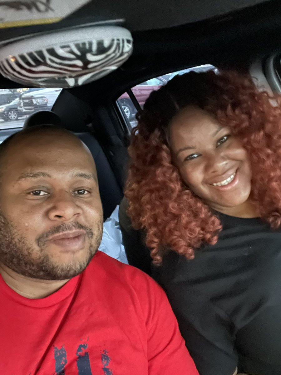 brytay82's tweet photo. Hanging with @LadyBeastB before heading back home. This weekend has had lots of conversations, lots of relaxing and resetting. Most of all, it enhanced upon a 11+ year friendship that has been distant but choose in the long run. Find your tribe. Trust me, you'd be surprised who https://t.co/wTSafbXX4J