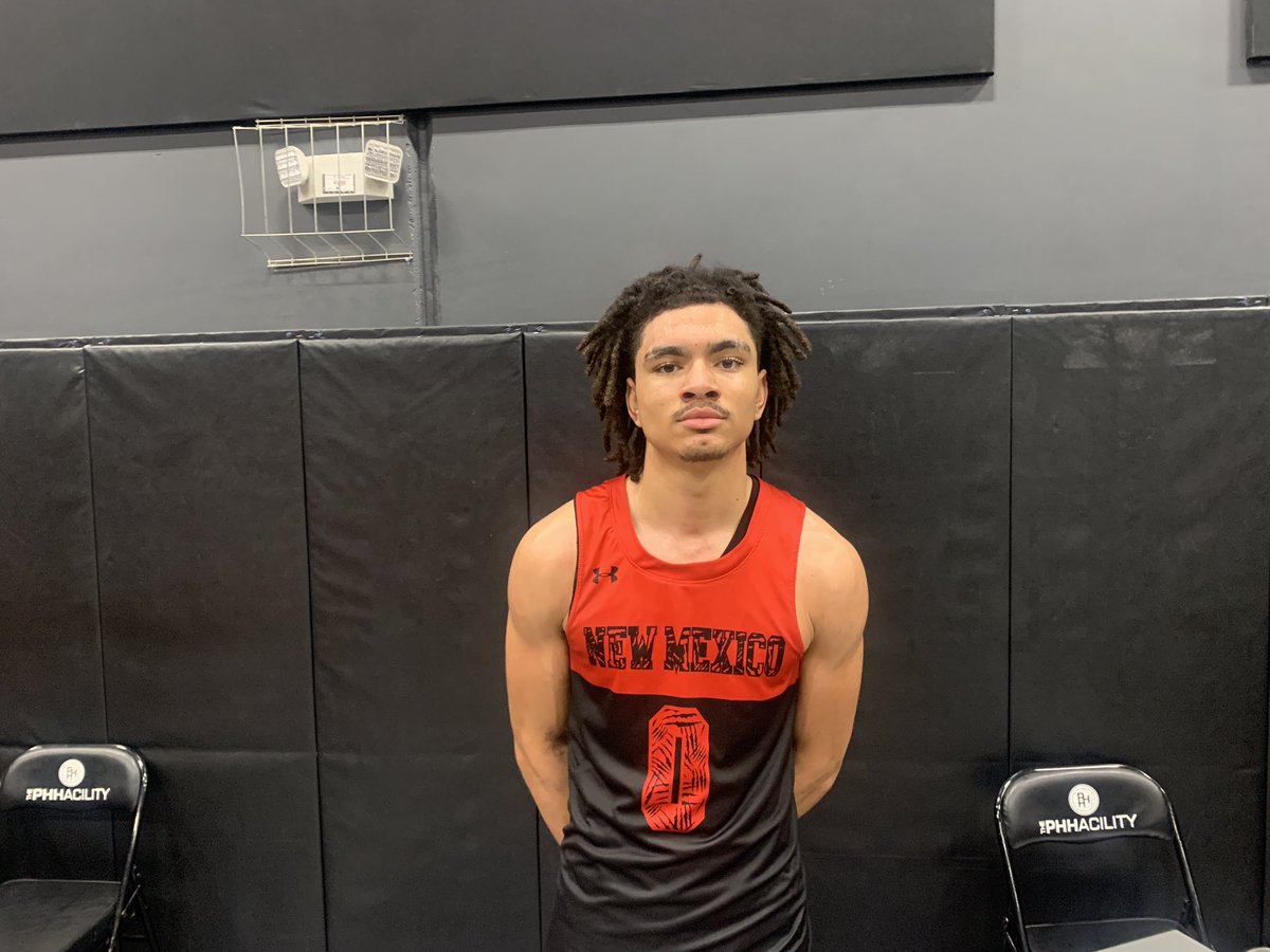 GreggRosenberg1's tweet photo. 57-49 New Mexico D1 2024 wins the #BashintheDesert 17U Chip led by MOP Khalon Johnson (Eduprize) who scored 30 in the final. @PrepHoopsAZ https://t.co/Pf3baJ3e9Y