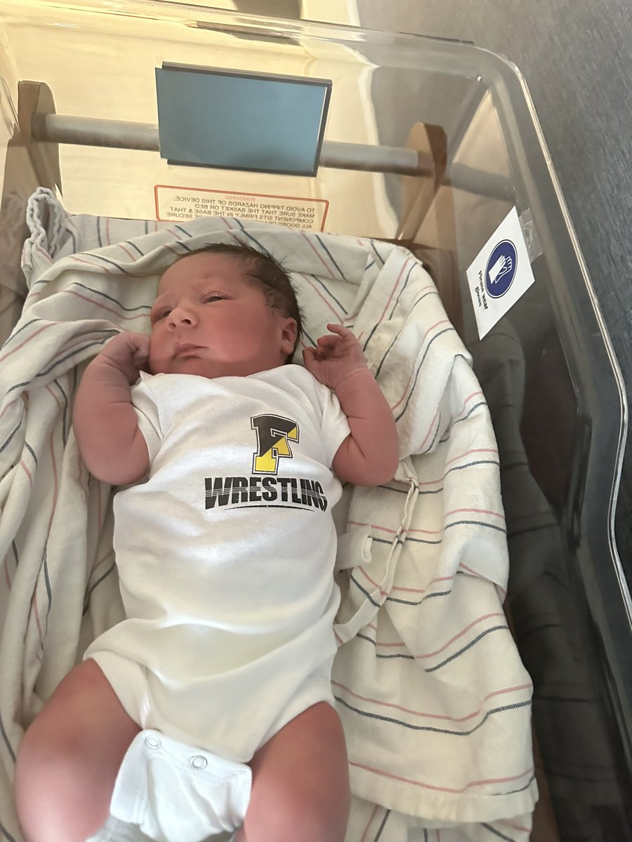 FHSWrestlingPA's tweet photo. Little guy wrestled out of mom earlier then we thought! Welcome Kent James Marino to the #FreedomFamily and #world! Both mom and baby are doing great and can’t wait for next season! #FreedomFamily #FreedomWrestling #BabyBoy #FuturePate @fhssportsBASD @BethlehemAreaSD @BASDMsSage https://t.co/tNSrSduAEj
