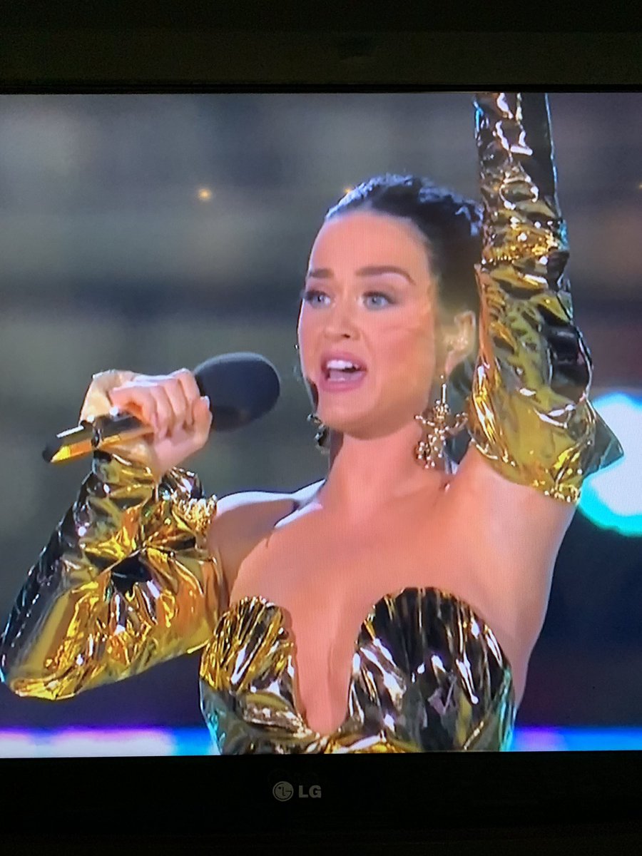 When others go low, I go lower. on Twitter "The concert was perfection