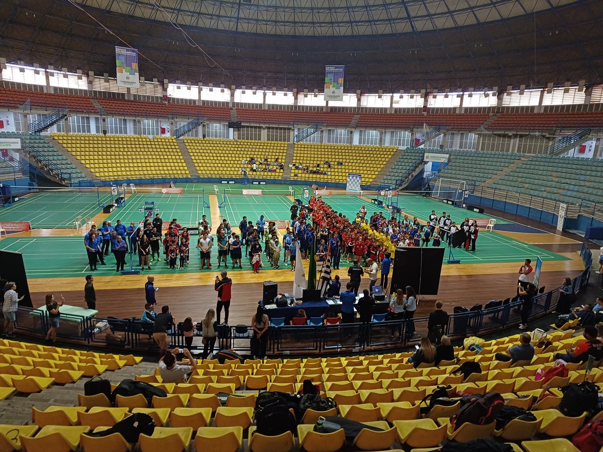 CoronelFeliz's tweet photo. Porto Feliz participou neste final de semana do campeonato estadual de Badminton que é organizado pela Febasp,  na cidade de São Bernardo.
E é a primeira que os atletas de Porto Feliz participam.
#CBbd
#PortoFeliz 
#DesportoEducional 
#PraCegoVer 
#FEBASP
#CoronelEsmedio https://t.co/zG7GZMnSpJ