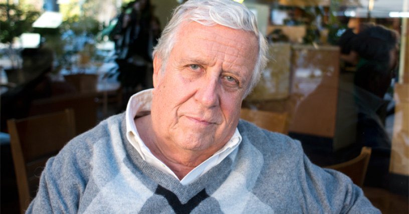 Nos deja Patricio Bañados, un imprescindible de las comunicaciones que desafió incluso a la dictadura. Un tremendo profesional de quien hay mucho que aprender. Mis condolencias a su familia y cercanos!