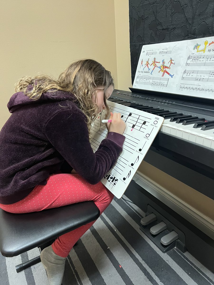 TriToneMusic's tweet photo. Looks like some fun music theory happening! 

#TriToneMusicStudios #TriToneMusicStudiosOrangeville #MusiclessonsOrangeville #MusicTeacherOrangeville https://t.co/GT8cewfZ6T