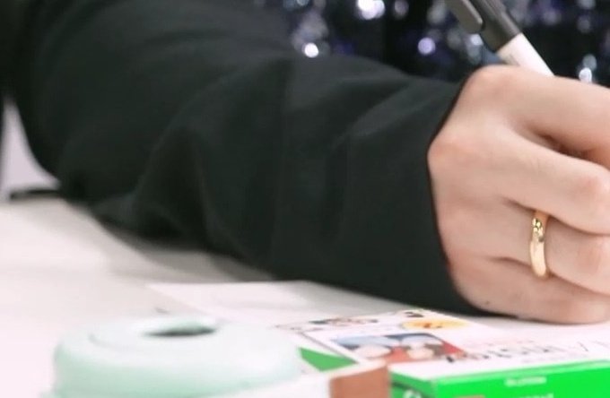 stopkookminpls's tweet photo. remember this jikook with their matching rings :( married :( https://t.co/c1CaGEEcqS