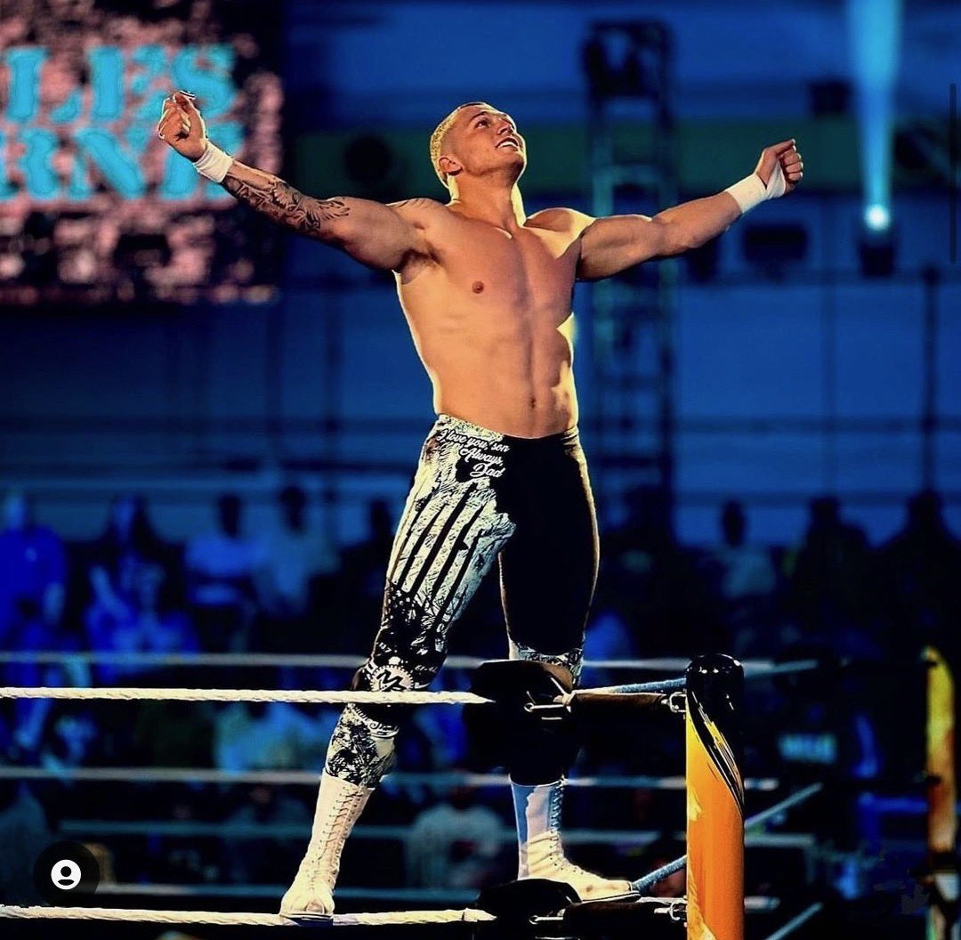 Myles Borne 🥶 on Twitter: “@WWENXT open your eyes.. I’m that kid🤫 https