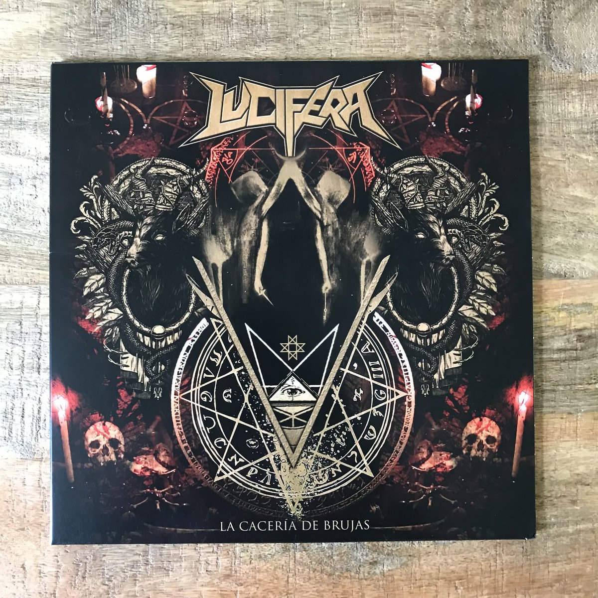 doomedparade's tweet photo. #Lucifera. La Cacería de Brujas. 2017. Absolute fire & brimstone. Awesome blackened, occult thrash. It’s like you’ve stumbled across some satanic ritual in the midnight Colombian jungle. Lead vocalist Blasfemia channels her inner witch like she’s raising the dead. #HeavyMetal 🕯️ https://t.co/WqHHbGIWdU