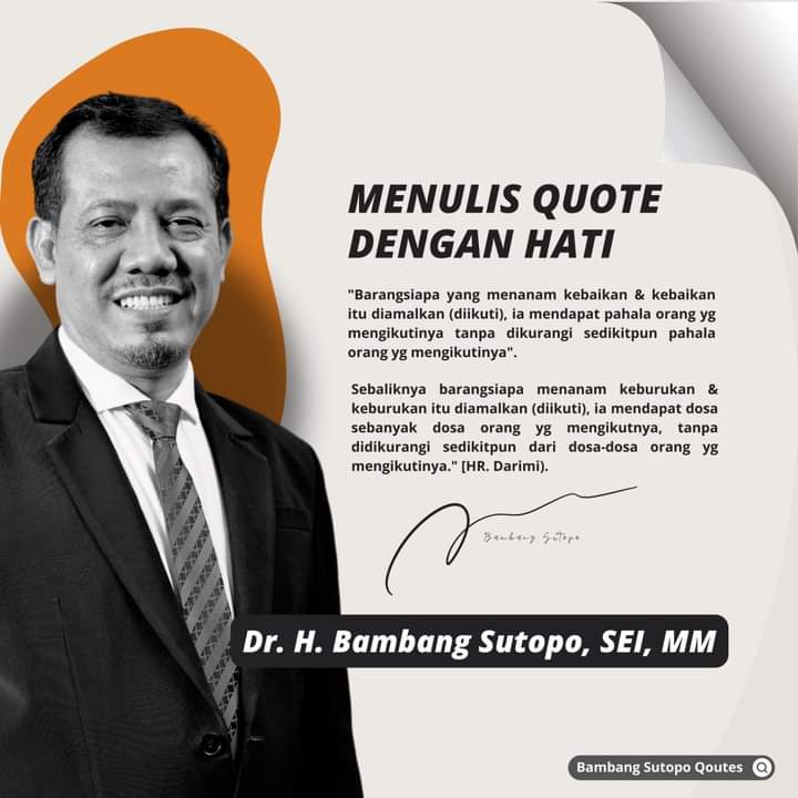 Bambang94352355's tweet photo. MEMBUAT TULISAN/ QUOTE DENGAN HATI
"Barangsiapa yang menanam kebaikan & kebaikan itu diamalkan (diikuti), ia mendapatkan pahala sebanyak orang yg mengikutinya tanpa dikurangi sedikitpun pahala orang yg mengikutinya".
#quote
#quotepagi
#quoteinspirasi
#quotemotivation https://t.co/Ou6wjmDMRJ