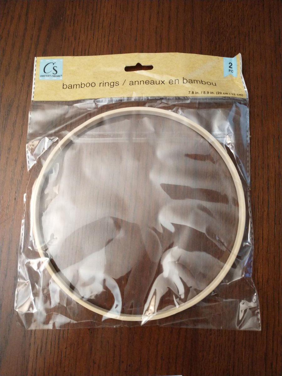 shskaercher's tweet photo. One of my favorite activities is "Rings and Strings" from George Hart. So I picked up some bamboo rings from the dollar store, sawed some notches, and did a little yarn weaving. #playwithmath

https://t.co/pLDhCrAkbL https://t.co/uGkRjaROY9