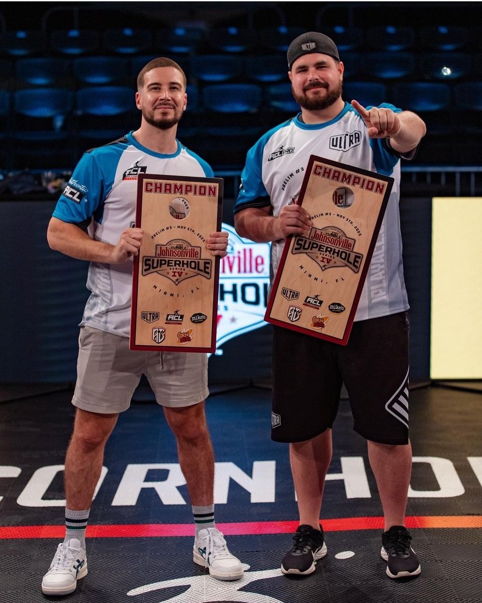 ACLProJScherm's tweet image. Huge shout out to @VINNYGUADAGNINO for playing in the @iplaycornhole #SuperHoleIV prelim 3 over the weekend. Also, thanks to the ACL for giving me the opportunity to compete in this fun event! Let's finish up in Rock Hill so you can have bragging rights over @ItsTheSituation! 💪