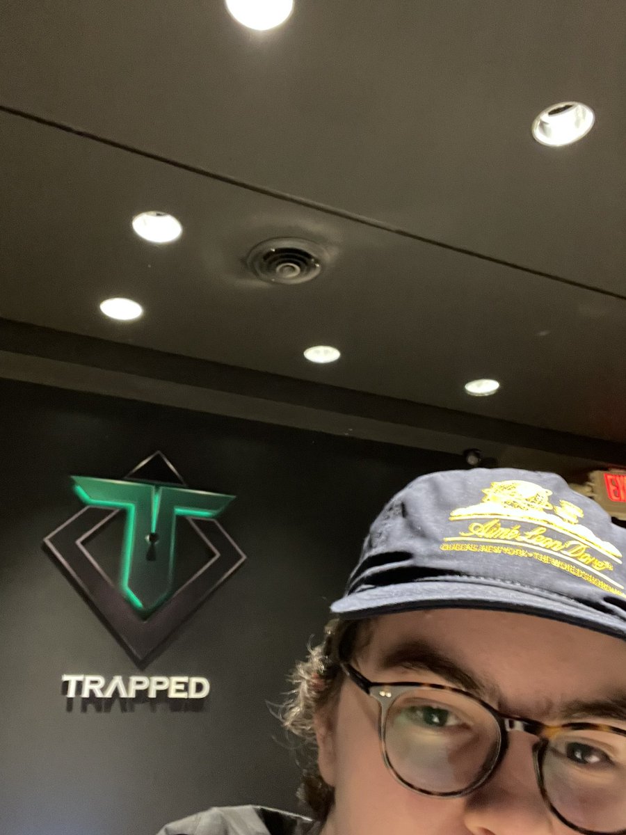 ProdIchigo's tweet photo. Getting ready to escape some rooms #TrappedCanada #EscapeRoom https://t.co/r5HEFhEWoF