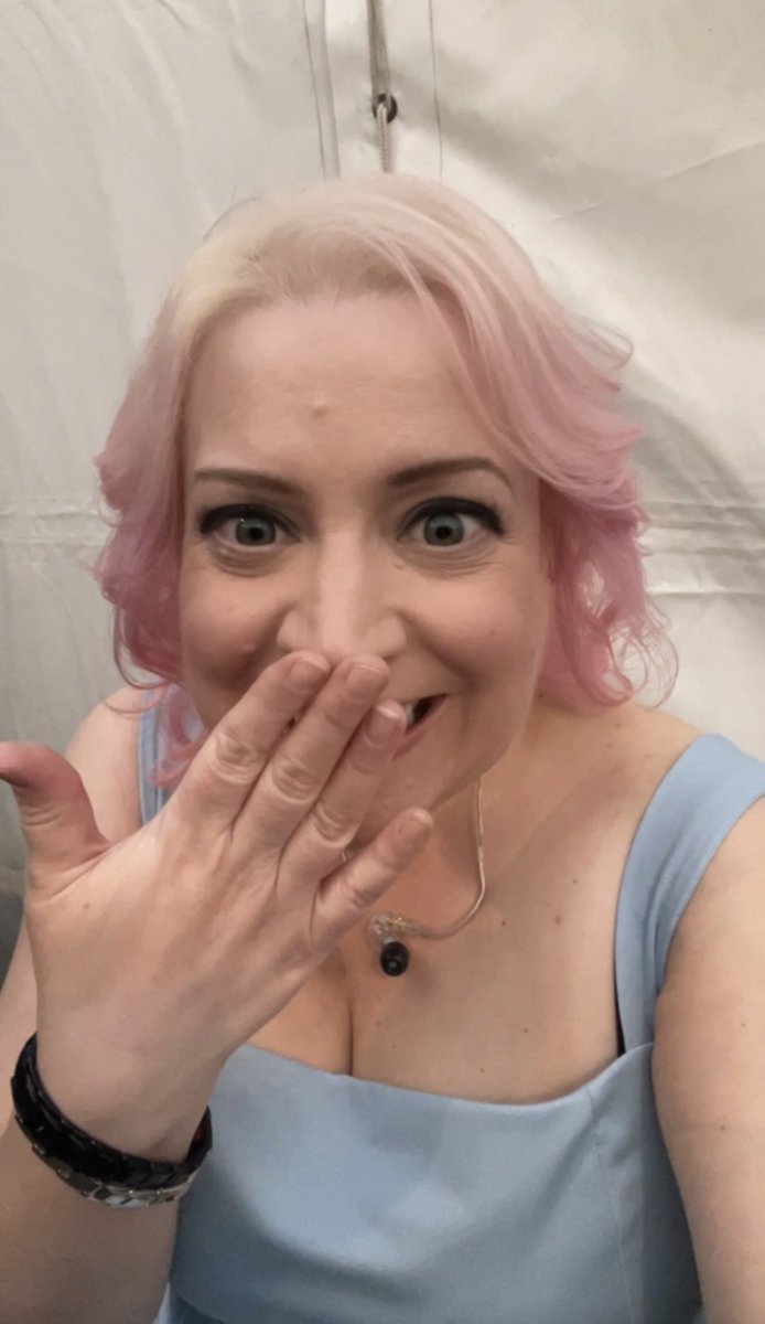 Emmalucysmith's tweet image. This is me before the #coronationconcert it has been absolutely amazing. Glad to be part of it. Very proud to be with the #royalopera and my best friends and colleagues. We’ve had a ball. Congratulations to all.