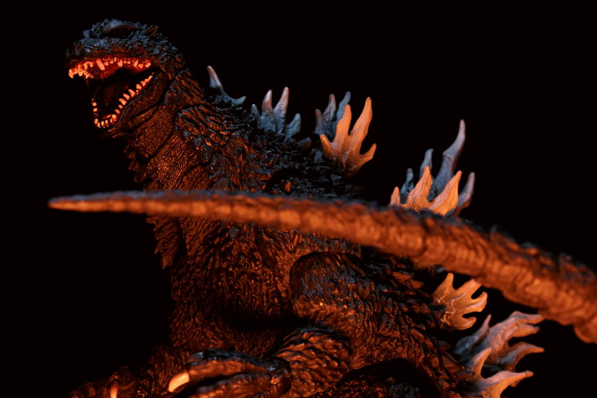 LoobyGubPhoto's tweet photo. big ass lizard
.
.
.
#Godzilla2002 #GodzillaagainstMechagodzilla #Godzilla #Tokusatsu https://t.co/bZgazh0Oyy