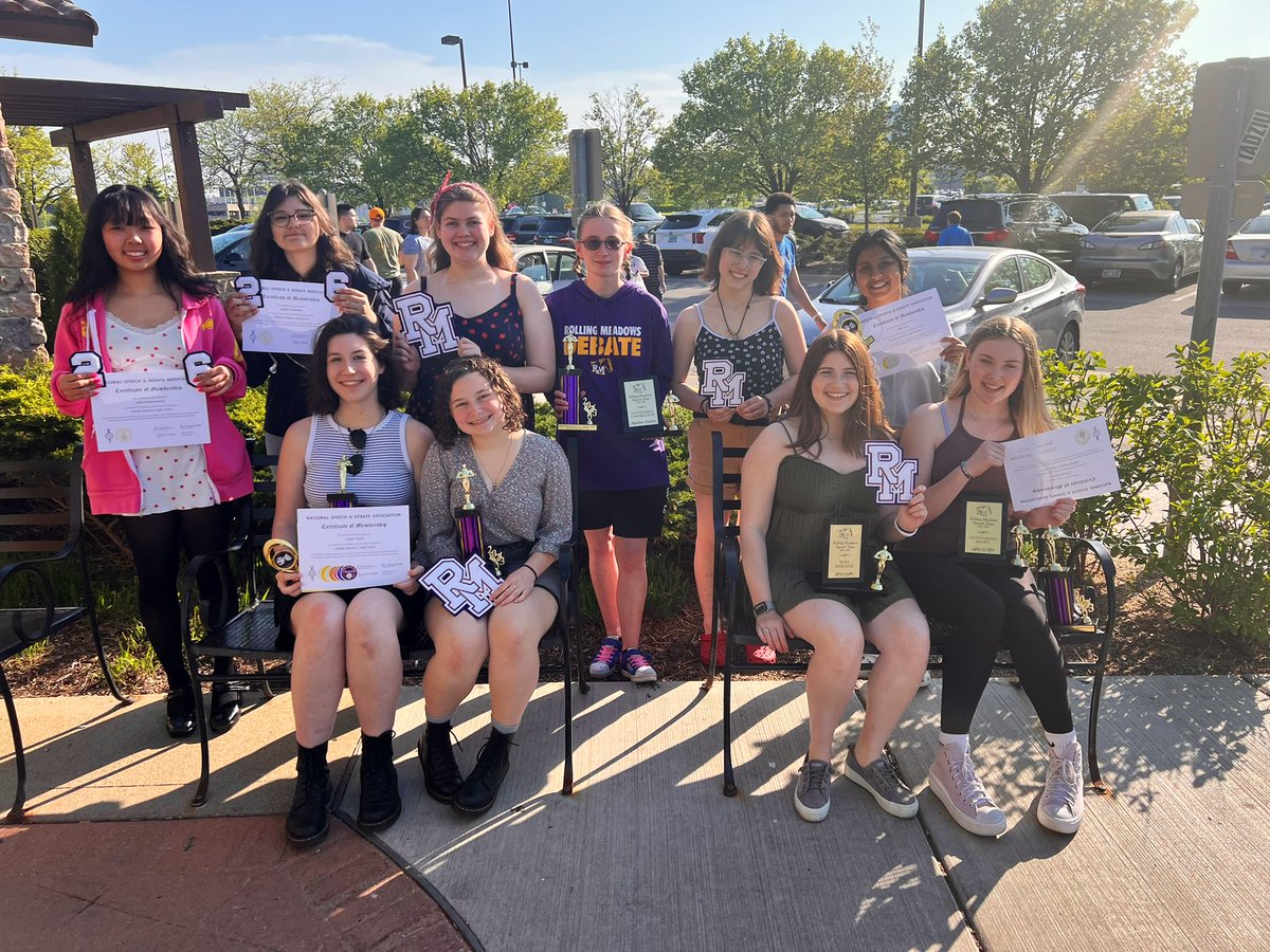 mary luckritz tweet media