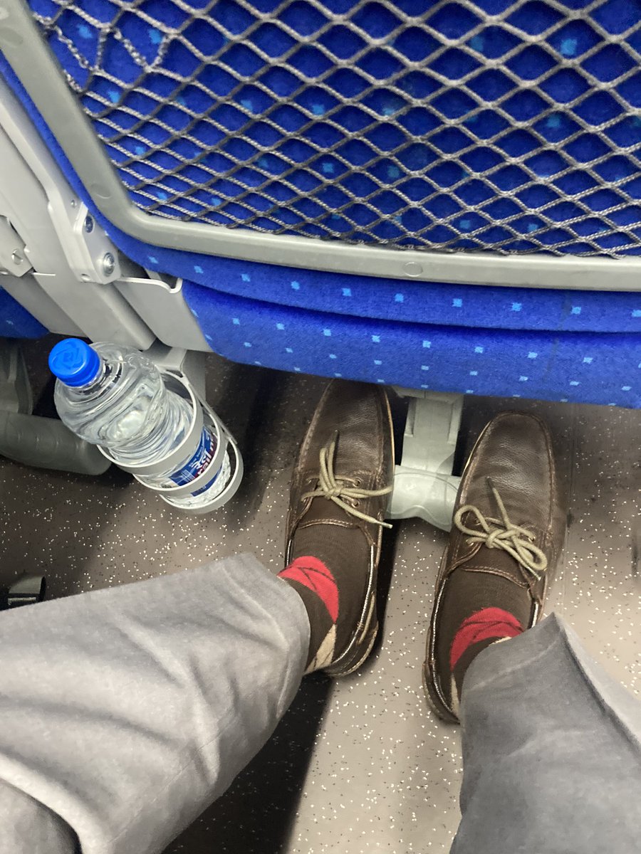 dljuthani's tweet photo. @RailMinIndia @PMOIndia Design fault in Vande Bharat coach. Every 3rd passenger is not having a proper foot rest as the support comes in the way of proper foot rest. Needs Redesign @proicfindrlys @manishudhanshu58 https://t.co/gxSHbu4Lmt